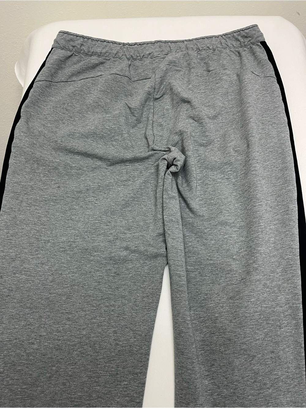 Puma Grey Joggers with Black Size Extra Large - Picture 8 of 9